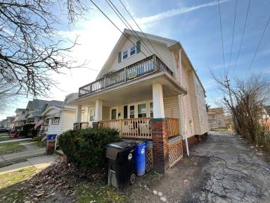 Main picture of 11101 Fortune Ave