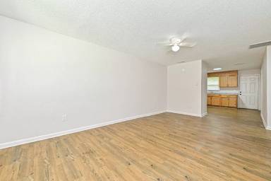 Main picture of 1119 Grady St