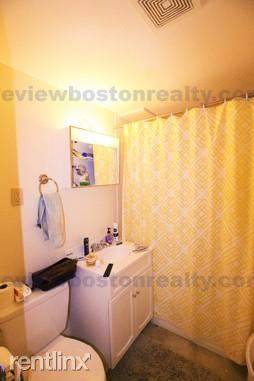 Main picture of 110 Babcock St