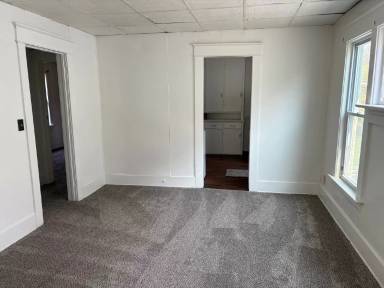Main picture of 430 W 4th St