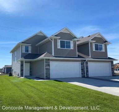 Main picture of 805 W Desert Vis