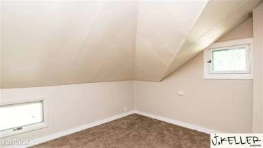 Main picture of 2455 S Main St