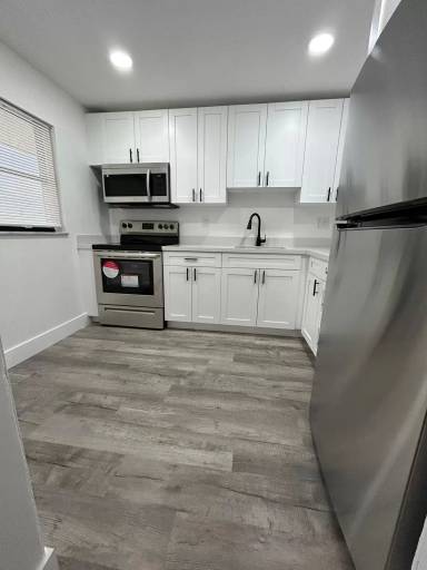 Main picture of BVI 8875 - 1  BLock B