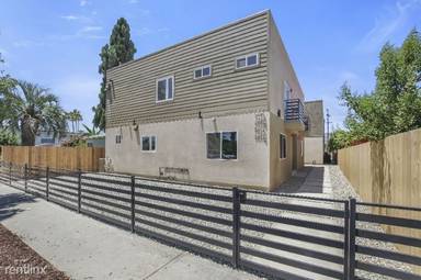 Main picture of 7443 1/2 Troost Ave