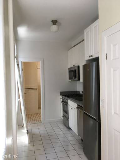 Main picture of 17 Greenwich Ave