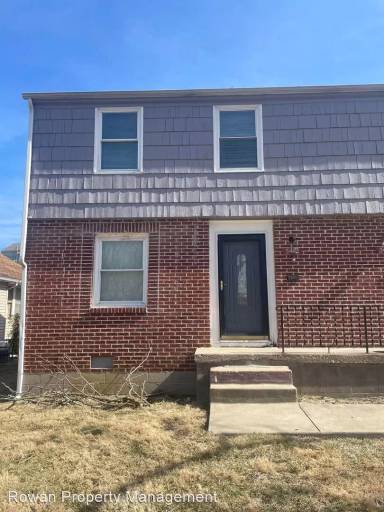 Main picture of 5417 Swope Pkwy