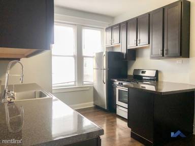 Main picture of 2647 N Fairfield Ave