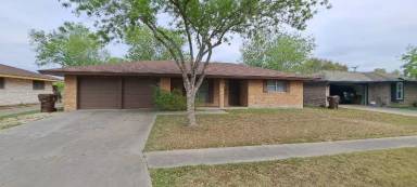 Main picture of 1004 S 18th St
