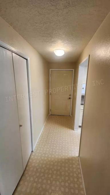 Main picture of 265 SW Salix Ter