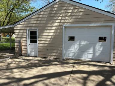 Main picture of 1139 Oregon St
