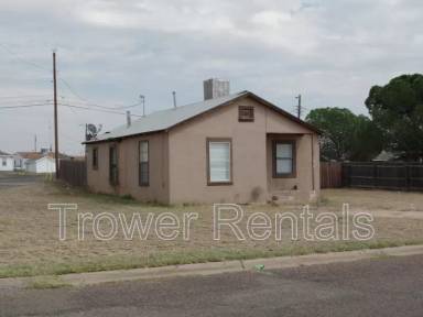 Main picture of 1010 Center Ave