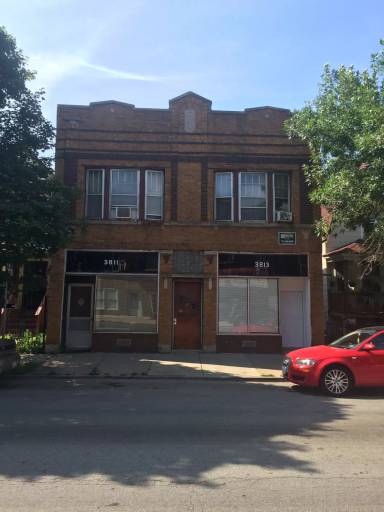 Main picture of 3809 W Montrose Ave