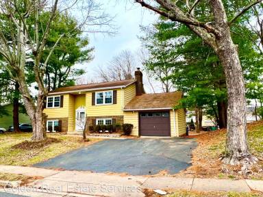 Main picture of 721 Palmer Dr