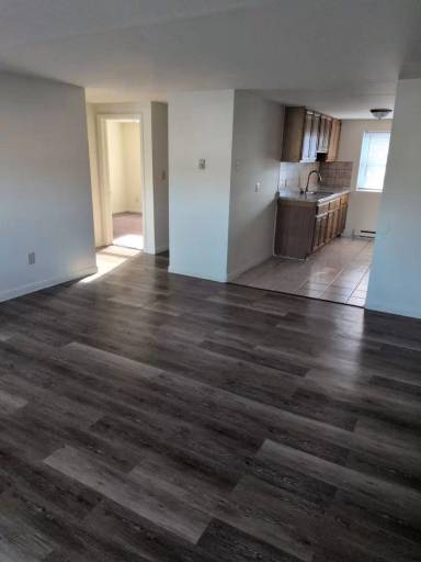 Main picture of Oakwood Apartments