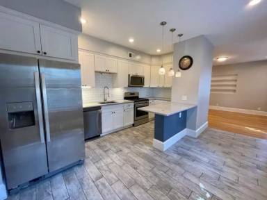 Main picture of 14 Montello St