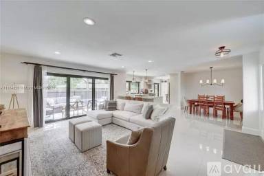 Main picture of 8520 SW 160th St