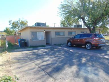 Main picture of 8813 N 6th St