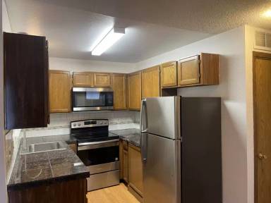 Main picture of 920 S Dawson Way