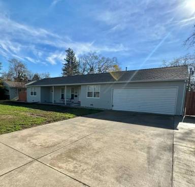 Main picture of 2630 Carson Way