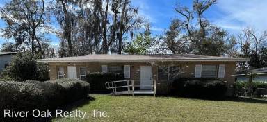 Main picture of 404 Capricorn Ln