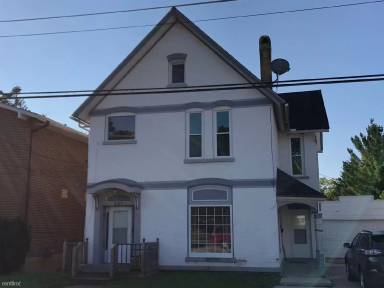 Main picture of 325 Locust St