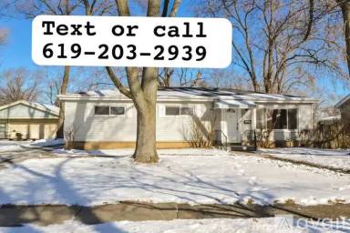 Main picture of 712 W James St
