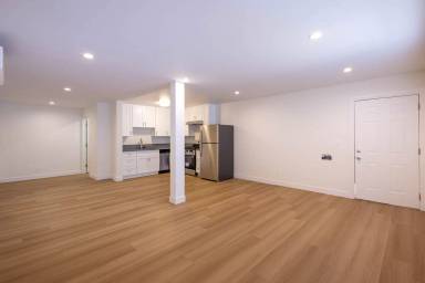 Main picture of 3710 Atlantic Ave