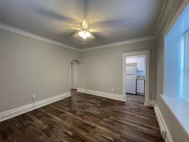 Main picture of 405 S Maple St