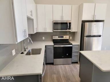 Main picture of 1900 Washington Ave