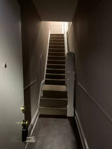 Main picture of 618 N Hyde Park Ave