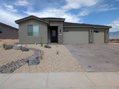 Main picture of 1452 Dustin Don Dr