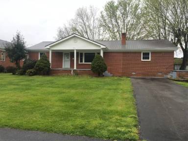 Main picture of 2515 Roaring Fork Rd