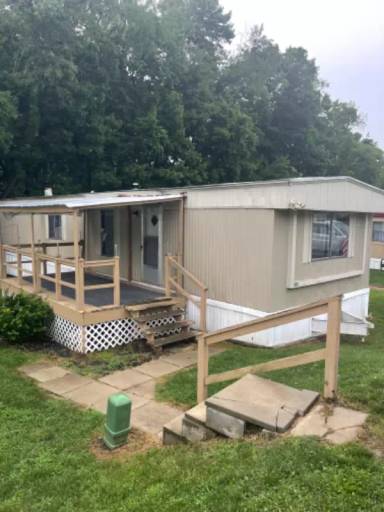 Main picture of 313 Pearl Ln