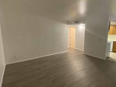 Main picture of 1787 North Ave