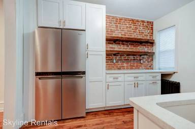 Main picture of 3216 Page St