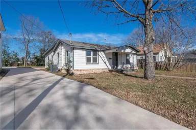 Main picture of 1025 Oakwood Ave