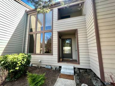 Main picture of 2112 NW Harriman St