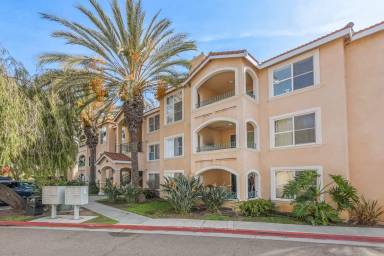 Main picture of 100 N River Cir