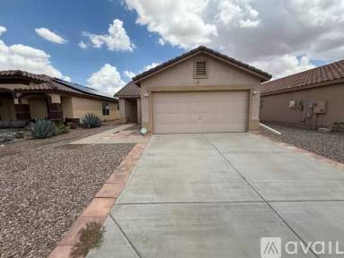 Main picture of 521 W Jardin Loop