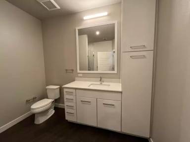 Main picture of 3100 Brighton Blvd