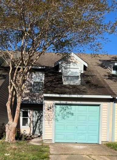 Main picture of 325 Elderwood Ct