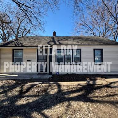 Main picture of 2227 N Minneapolis St
