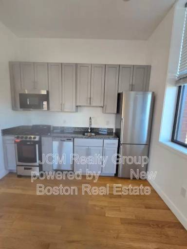 Main picture of 64 Market St