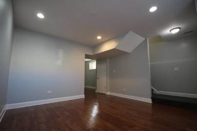 Main picture of 2923 W Arthington St