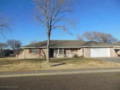Main picture of 1 Thunderbird Dr