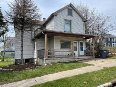 Main picture of 614 N 4th St
