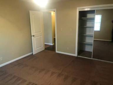 Main picture of 946 Madison Ave