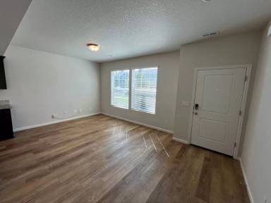 Main picture of 20510 SE Cameron Ave