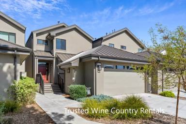 Main picture of 4660 Kilarney Cir