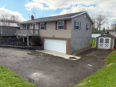 Main picture of 2426 Eastwood Ave